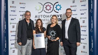 Das beste digitale Leuchtturmprojekt in Handel und Service: 2022 war die Senger-Gruppe Gesamtsiegerin beim Automotive Business Award in der Kategorie Digitalisierung. Das Unternehmen hatte sich mit seinem digitalisierten Serviceprozess beworben. Wer steht 2023 an dieser Stelle? (Bild: Stefan Bausewein)