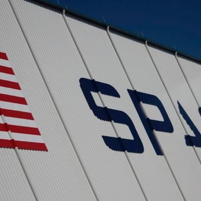 Börsengang, Rechenzentren im All, eigene Chipfabrik: Beim Raketenbauer Spacex steht derzeit weit mehr auf dem Plan als Raumfahrt. (Bild: SpaceX / Steven Straiton/ST33VO / CC BY 2.0 / flickr.com)