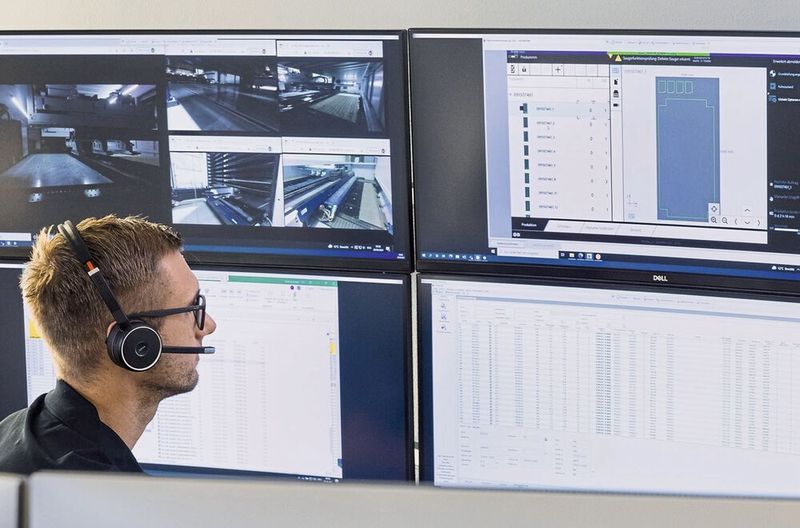 Zuverlässig: Ein Teleservice mit Ferndiagnose und -wartung vom Standort Neukirch des Maschinenherstellers Trumpf sorgt für höchste Verfügbarkeit der automatisierten Laserschneidanlage.  (Trumpf)