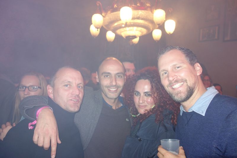 Besa Agaj, IT-BUSINESS mit (v. l.) Alex  Bruchhage, ALSO, Ben Zidan und Oliver Rösgen, Samsung ()