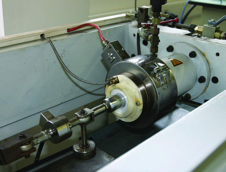 6 Extrem: Reibkraftprüfstand nach Parker Prüfspezifikation (Archiv: Vogel Business Media)