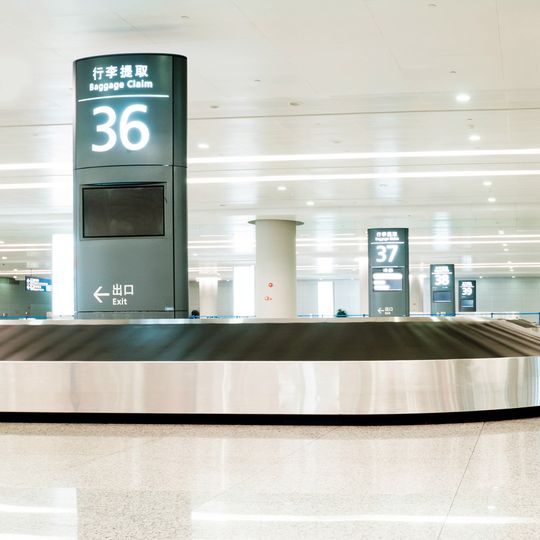 Ein wirtschaftliches Geräte-Design ist heute durch eine kompakte und flexible Anschlusstechnik sowie durch die Vermeidung unterschiedlicher Fertigungsprozesse problemlos möglich. (Bild:  Phoenix Contact)