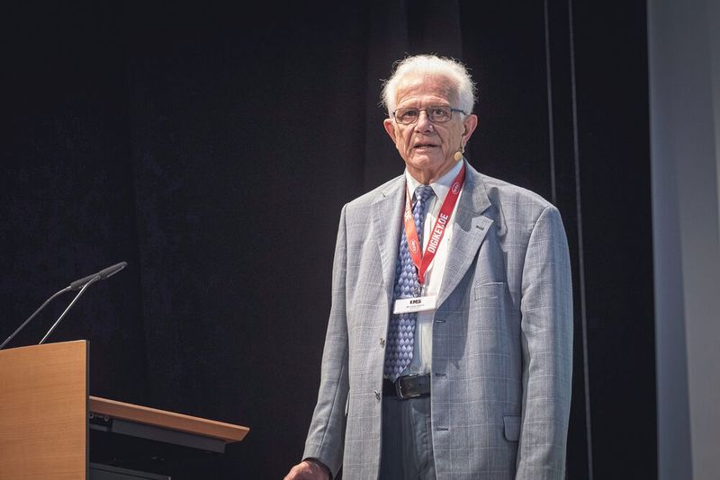 Michael Gasch: Der Analytiker der Leiterplattenbranche und Inhaber der Firma Dat4PCB ist tot. Er erstellte die Statistiken für die Leiterplattenindustrie im ZVEI Fachverband PCB and Electronic Systems und war langjähriger Referent auf dem EMS-Tag. (Bild: Stefan Bausewein)