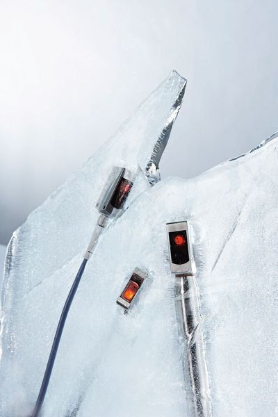 Die W4 Inox Smart Sensor mit Rotlicht-LED bietet hohe Zuverlässigkeit im rauen Umfeld – u.a. aufgrund ihrer Fremdlichtsicherheit, ihrer Eignung für glänzende, transparente oder tiefschwarze Objekte. (Bild: Sick)