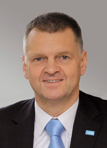 Dr. Friedrich Seitz, Head of the Chemicals Research & Engineering Technology Platform at BASF: 