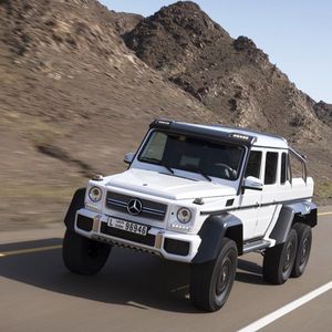 Mercedes G 63 Amg 6x6 Fur Eine Achse Mehr