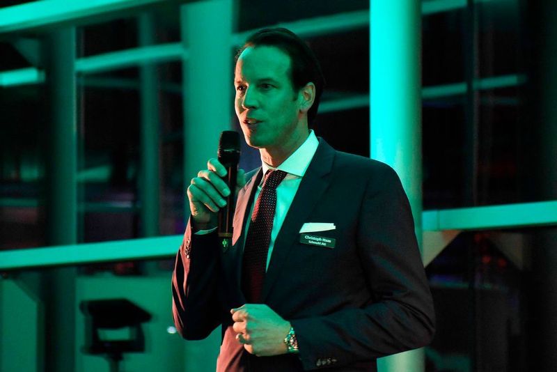 Christoph Haas, Managing Director der Schmohl AG, begrüßte die Gäste. (Schmohl AG)