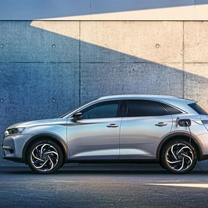 Ds 7 crossback plug in outlet hybrid