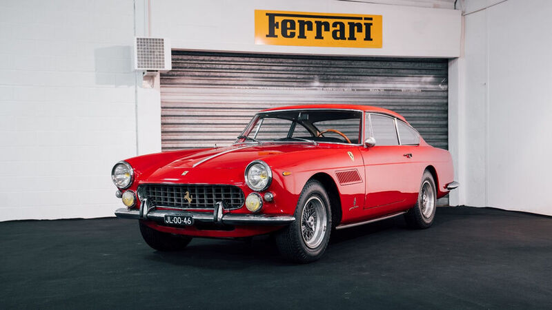 Einer der potenziellen Topseller: Der Ferrari 288 GTO, Baujahr 1985. (Autoren-Union Mobilität/RM Sotheby's)