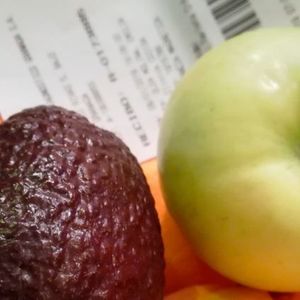 The researchers warn that tickets should not get in contact with food –for example, meat or fish– while unpacking it in the kitchen.