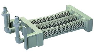 Bild 2: Ein Flächenbündel-Wärmeaustauscher kann jeder Behältergeometrie angepasst werden. Bilder: Polytetra (Archiv: Vogel Business Media)