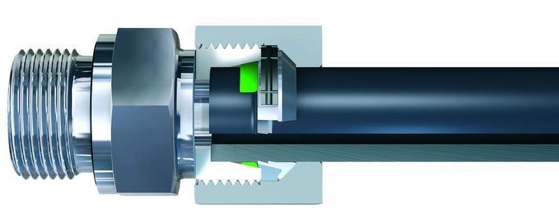 1 WALRING: 2007 wurde der neue Zweischneidenring mit Viton-Weichdichtung auf den Markt gebracht, der WALRING. Vorteile: erhöhte Montagesicherheit und logistische Vorteile unter anderem bei „der seriellen Vormontage“. (Archiv: Vogel Business Media)