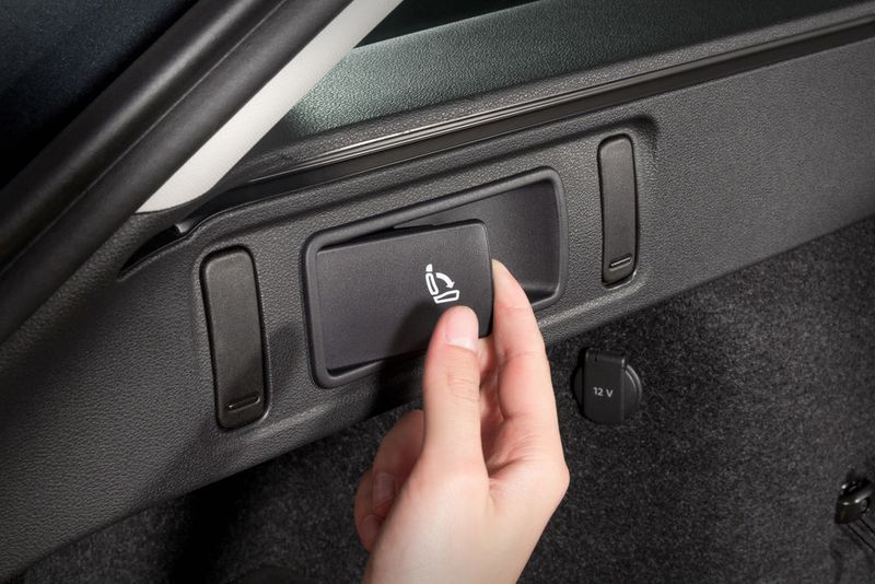 Kleines Detail: Die Rückbank lässt sich vom Kofferraum aus umklappen. (Skoda)