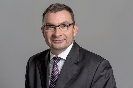Peter Meier: „Seit dem Umbau unserer Autohaus-Vertriebsstruktur vor drei Jahren haben wir die Produktivität des bestehenden Verkaufsteams deutlich erhöht.“ Peter Meier: „Seit dem Umbau unserer Autohaus-Vertriebsstruktur vor drei Jahren haben wir die Produktivität des bestehenden Verkaufsteams deutlich erhöht.“