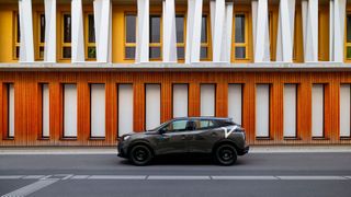 Reisende können die Fahrzeuge des Anbieters für bis zu 30 Tage buchen. (Bild: Share Now)