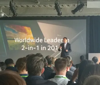 Acer Strebt Nach Oben