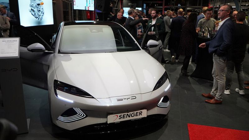 Unterdessen nahm die Senger-Gruppe in Bielefeld ihr erstes klassisches BYD-Autohaus in Betrieb. (Bild: Marc Kandel)