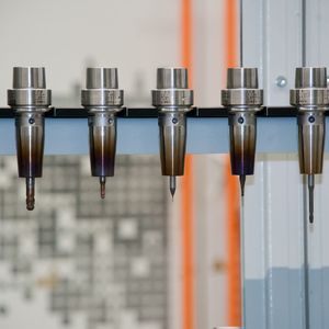 Die in den Vergleichstets bei Festo Polymer in St. Ingbert untersuchten Hitachi-Tool-Fräser im Ganzen.