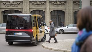 Die VW-Tochter Moia bietet Fahrdienste bereits in Deutschland an. Gemeinsam mit VW Nutzfahrzeuge, Scania und Autonomous Intelligent Driving soll nun der öffentliche Nahverkehr in Katars Hauptstadt mit autonomen Shuttles ausgestattet werden. (Moia)