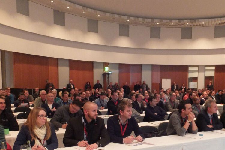 Die Veranstaltung Service Auftakt 2014 fand in fünf deutschen Städten statt ... (Foto: Mazda)