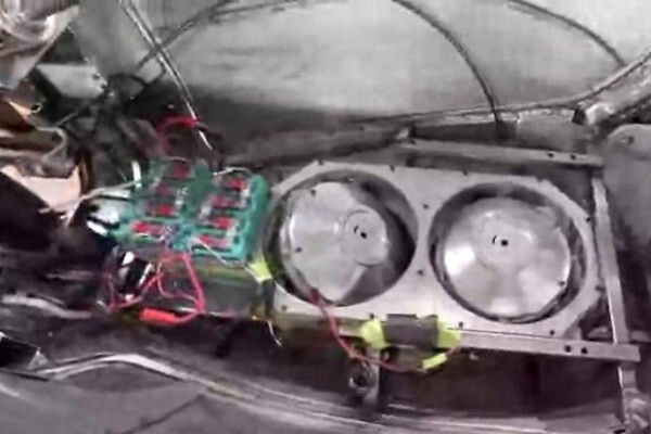 Diese beiden Gyros sorgen dafür, dass der C-1 nicht umfallen kann (Lit Motors)