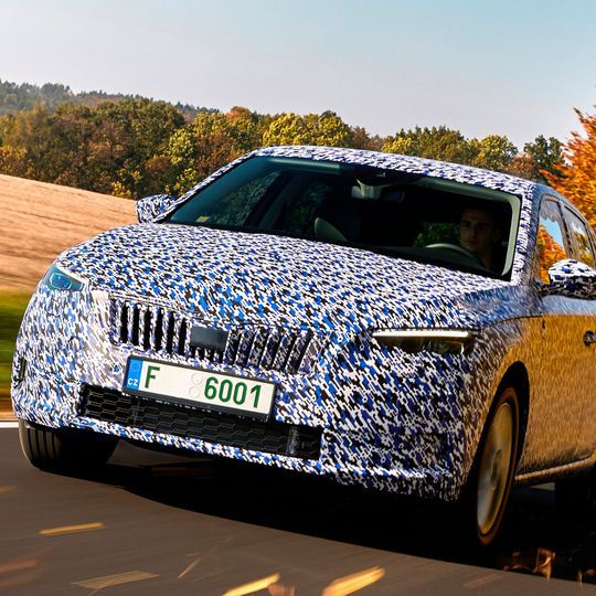Skoda bringt im ersten Halbjahr 2019 den Nachfolger des Kompaktmodells Rapid in den Verkauf. Skoda bringt im ersten Halbjahr 2019 den Nachfolger des Kompaktmodells Rapid in den Verkauf.