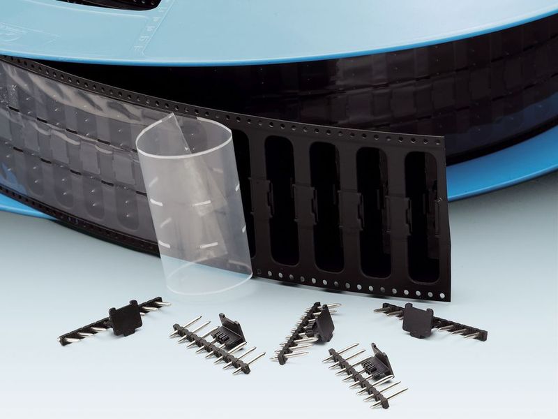 Die Tape-on-Reel-Verpackung ermöglicht die automatisierte Verarbeitung der Pinstrip-Stiftleisten in Reflow-Lötprozessen. (Bild: Phoenix Contact)