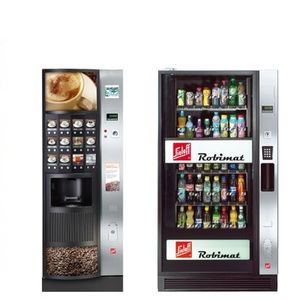 Automatenspezialist Sielaff macht es möglich: Espresso wie in Bella Italia aus ganzen Bohnen, frisch gemahlen und gebrüht, mit wunderbarer Crema und vollem Aroma. Der schnelle Genuss eines kleinen Snacks, eines Heißgetränks oder einer kühlenden Erfrischung – und das überall.
