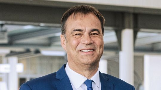 Vorstandsvorsitzender Albrecht Wollensak: „Wir haben Alphartis SE zu einem profitableren Unternehmen weiterentwickelt.“ (Bild:  Alphartis SE)