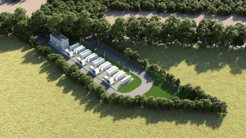 Die 13-MW-Anlage in Brietlingen soll mit intelligenter Speichertechnologie das Stromnetz und die Nutzung erneuerbarer Energien optimieren.(Bild:  Return)