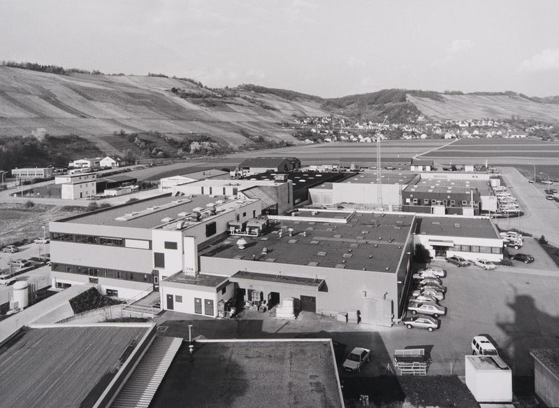 Gewachsen: Das Niedernhaller Leiterplattenwerk produziert nun auch hochlagige Multilayer.  (Bild: Würth Elektronik)