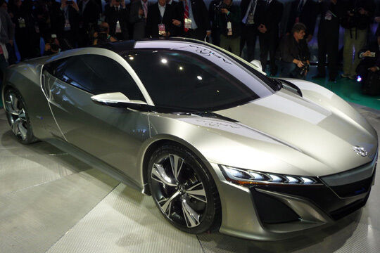 Acura (Honda) lässt den NSX wiederauferstehen. (sp-x)