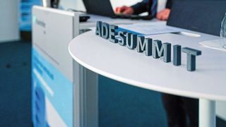 Das zweitägige Summit bietet Impulse und Umsetzungsbeispiele aus Praxis und Wissenschaft. (Ludmilla Parsyak, © Fraunhofer IAO)