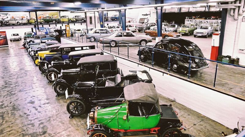 Das PS.Depot Automobil ist in bestimmten Zeitfenstern zugänglich. Die Gruppengröße ist begrenzt auf 20 Personen. Aus diesem Grund ist eine vorhergehende Reservierung über die Buchungsseite erforderlich. (Bild: PS.Speicher)