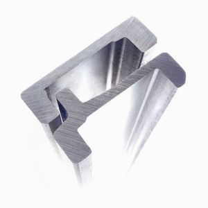 Bild 2: Atlet setzte bei der Bearbeitung der Profile keine Schneidbrenner, sondern Fräsen ein, die keine Wärme erzeugen und Material und Maßhaltigkeit nicht negativ beeinflussen. Bild: Mannstaedt