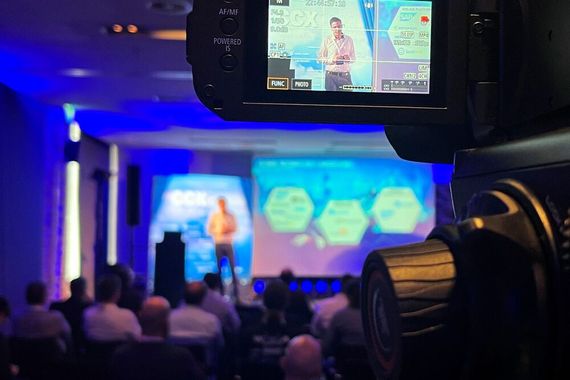 Die Online-Teilnehmer folgten den Vorträgen der CCX 2023 im Livestream. (Bild: Vogel IT-Akademie)