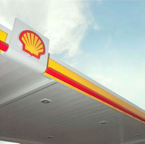 The report highlights important steps that Shell has taken to advance its energy transition strategy. 