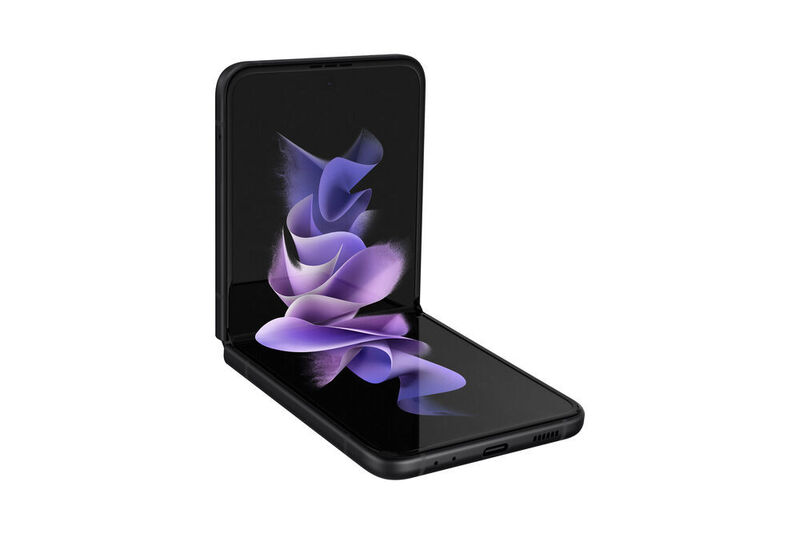 Das etwas günstigere Galaxy Z Flip3 5G misst geschlossen 86,4 x 72,2 x 17,1 Millimeter und wiegt 183 Gramm. (Samsung)
