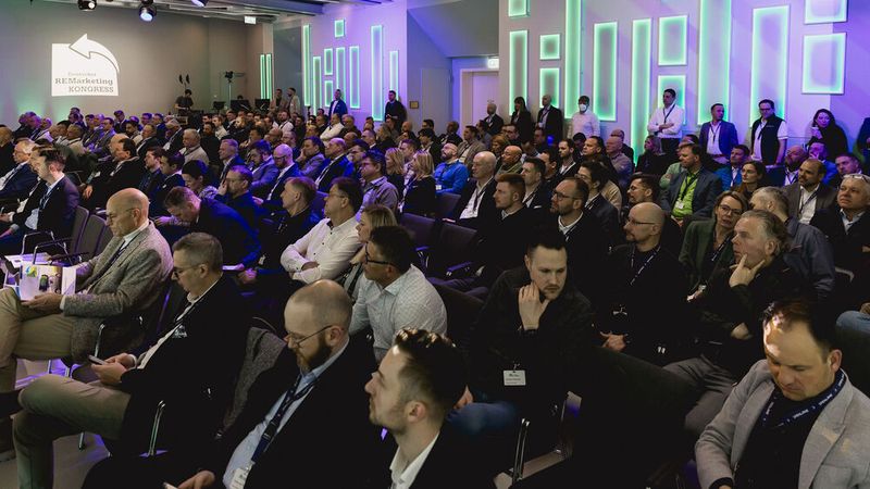 Auf die Teilnehmer wartete ein Tagungsprogramm, das alle aktuellen Fragen des Gebrauchtwagenhandels abdeckte. (Bild: Stefan Bausewein)