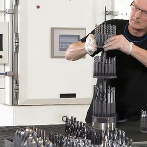 Mit der CC800®/9 von Ceme Con kann Kanne Premiumwerkzeuge flexibel auf Kundenanfragen reagieren.