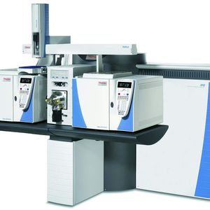 2 Das DFS High Resolution GC/MS System von Thermo Fisher Scientific mit zwei Trace GC Ultra und gemeinsamen TriPlus-Autosampler wird zur Dioxinanalytik mit hohem Probendurchsatz eingesetzt. (Bilder: Thermo Fisher)