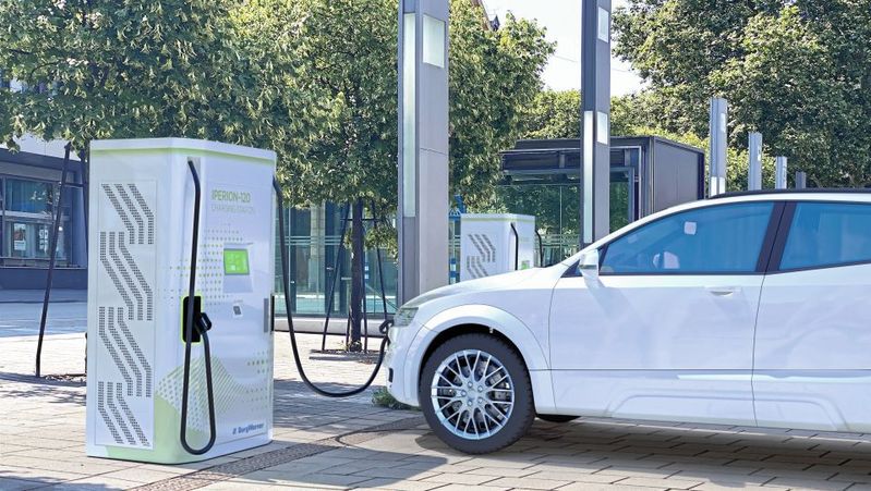 Auch im Bereich Fast Charging will BorgWarner seine Kapazitäten weltweit weiter ausbauen. Auch im Bereich Fast Charging will BorgWarner seine Kapazitäten weltweit weiter ausbauen.