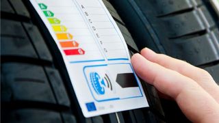 Das EU-Reifenlabel soll es künftig auch bei runderneuerten Reifen geben. ( Goodyear)