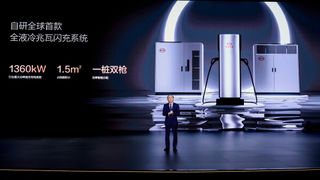 Im März 2025 hat BYD seine neue „Super E“-Plattform und die darauf abgestimmte Ladesäulentechnik  „Megawatt Flash Charger“ vorgestellt. (Bild: BYD)