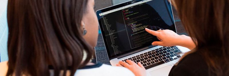 Datengetriebene Services oder neue Geschäftsmodelle nach dem Pay-per-use-Prinzip werden auch zunehmend für Maschinenbauer interessant, doch wie findet man die passende Idee?(Bild:  gemeinfrei / Pexels)