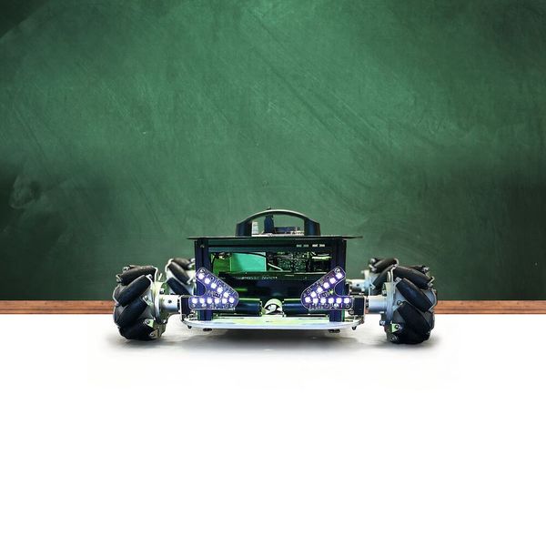 In beiden Rädervarianten (Gummireifen oder Mecanum-Räder) der Lehr- und Prototyping-Plattform Eduard kommen Faulhaber-Motoren zum Einsatz. (Bild: Faulhaber/ EduArt)