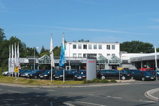 Und die Expansion der Firmengruppe schreitet weiter voran: Das VW- und Audi-Autohaus Rechter in Lauf gehört seit Oktober 2008 zur Feser-Graf-Gruppe. (Archiv: Vogel Business Media)