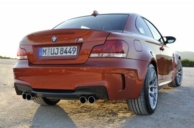 Spezielle Aerodynamikteile und der doppelflutige Auspuff kennzeichnen das M-Coupé. (Archiv: Vogel Business Media)