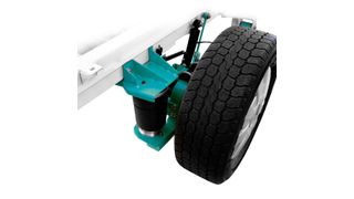 Die Vollluftfederung für den Mercedes Sprinter ist nur eine der Neuheiten, die auf dem Caravonsalon ausgestellt werden.  (Goldschmitt)