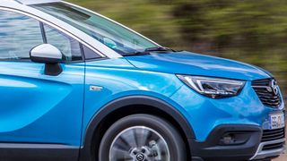 Der getestete 1,2-Liter-Turbobenziner mit 130 PS steht ab 21.100 Euro in der Crossland-Preisliste.  (Opel)